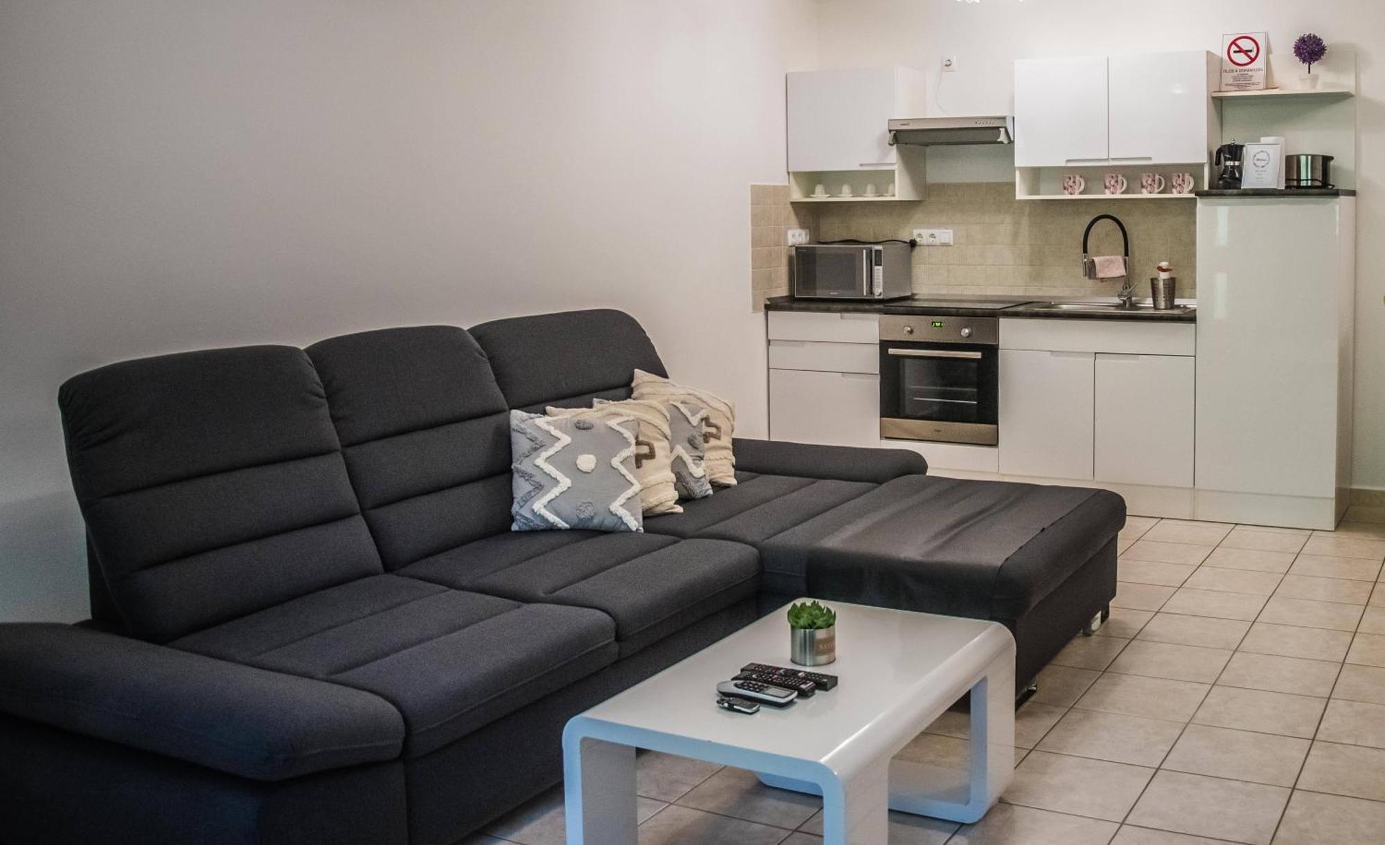 Apartman Garden Appartement Cserkeszőlő Buitenkant foto