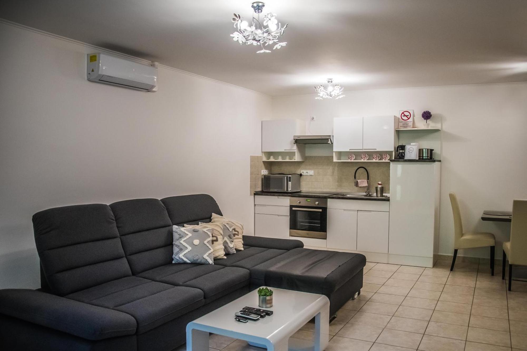 Apartman Garden Appartement Cserkeszőlő Buitenkant foto