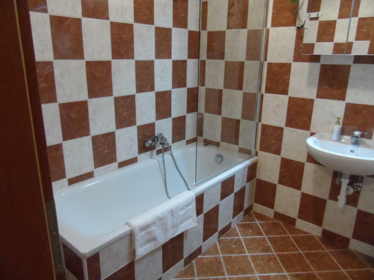 Apartman Garden Appartement Cserkeszőlő Buitenkant foto